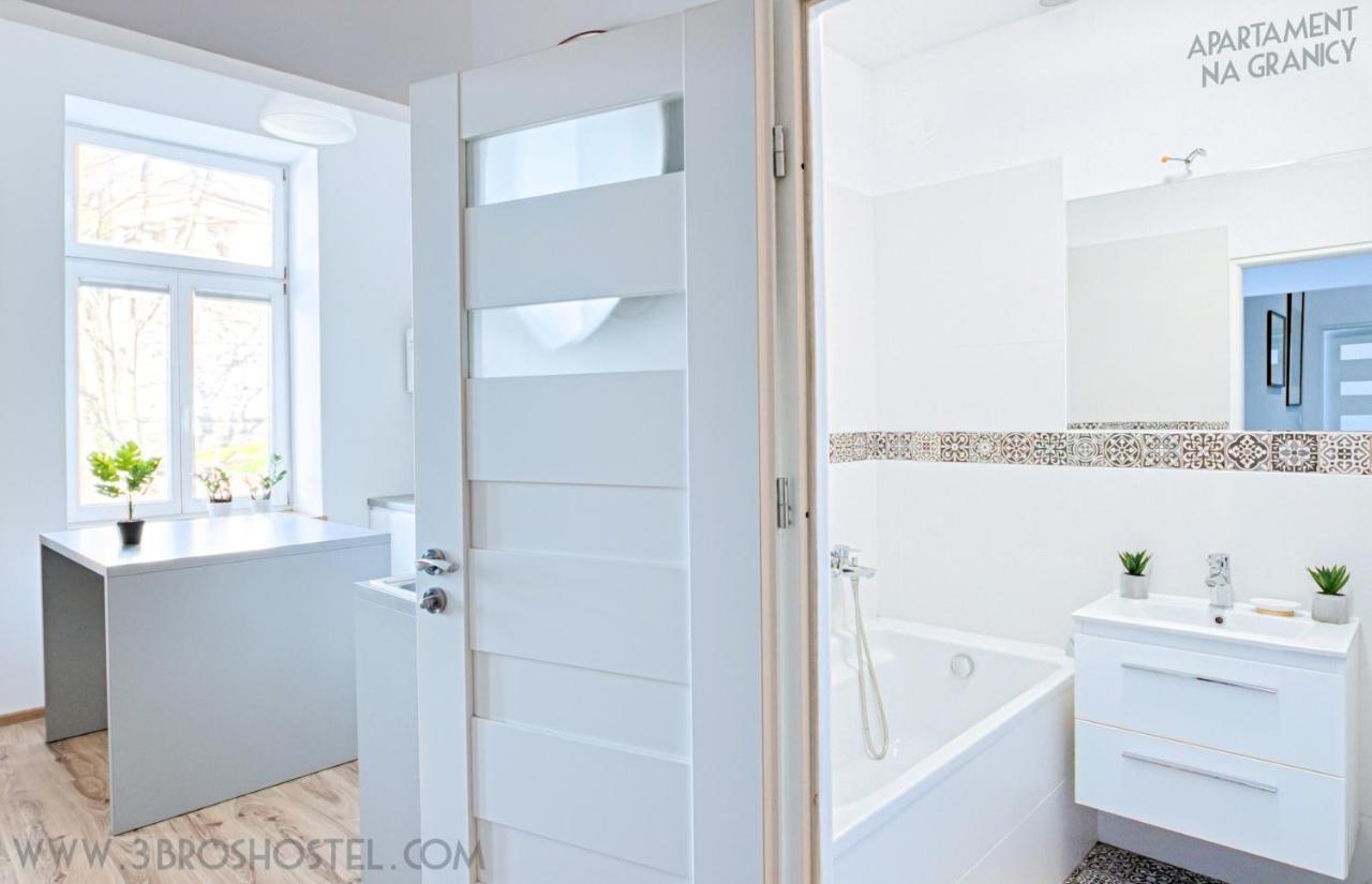 Apartament Na Granicy / Apartment On The Border Cieszyn  Luaran gambar